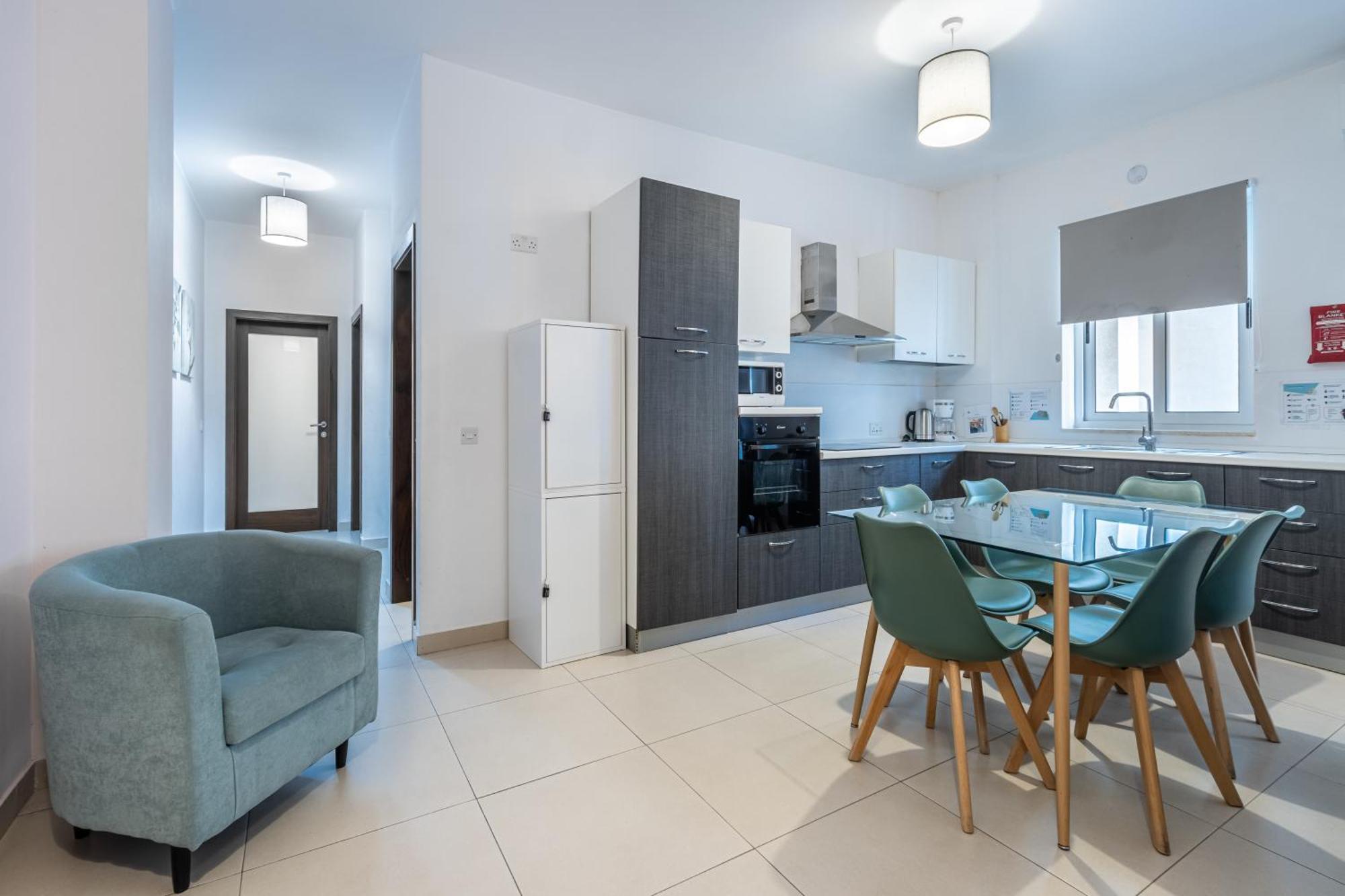 St Julians - Balluta 2 Bedroom Apartment Saint Julian's Luaran gambar
